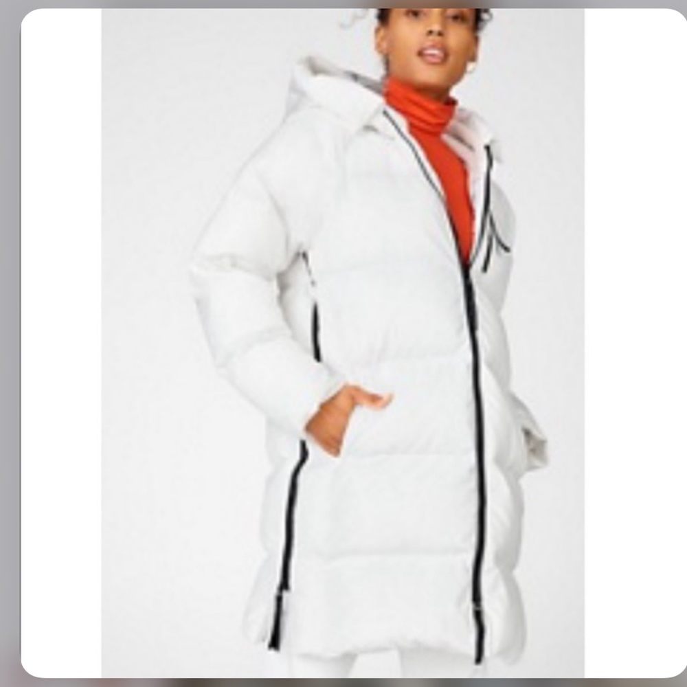 Fabletics Voyage White Puffer Coat, size XXS